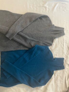 Simple Retro Women's Turtleneck Sweaters - Gray and Teal Blue